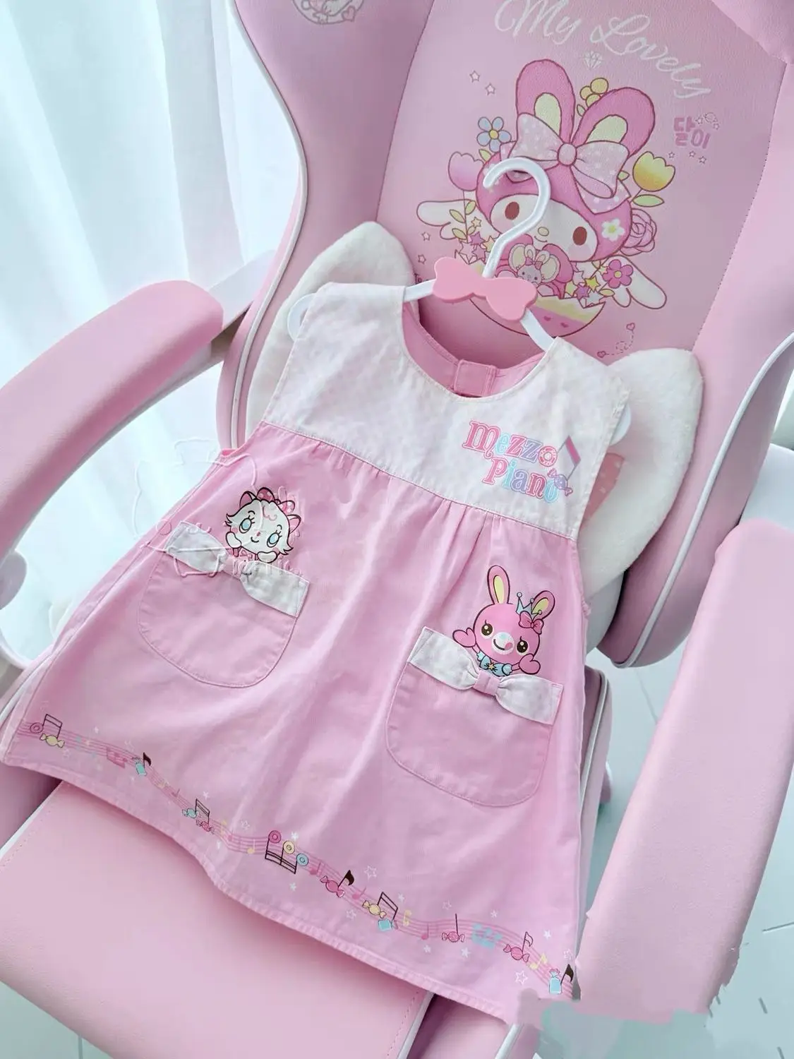 Japanese Sweet Cute Cartoon Mp Printed Bow Sleeveless Short T-shirt Summer All Match Daughter Clothing Princess Y2k Crop Top
Japanese Sweet Cute Cartoon Mp Printed Bow Sleeveless Short T-shirt Summer All Match Daughter Clothing Princess Y2k Crop Top