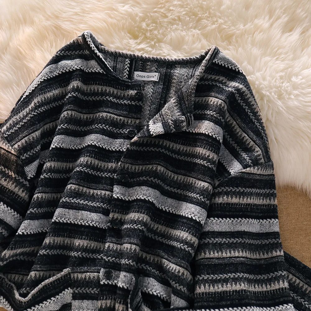 Unisex Striped Knit Sweater Spring Autumn Retro Hip Hop Pullover Tops Female Oversize Ulzzang BF Couples Japanese Sweater Women
Unisex Striped Knit Sweater Spring Autumn Retro Hip Hop Pullover Tops Female Oversize Ulzzang BF Couples Japanese Sweater Women