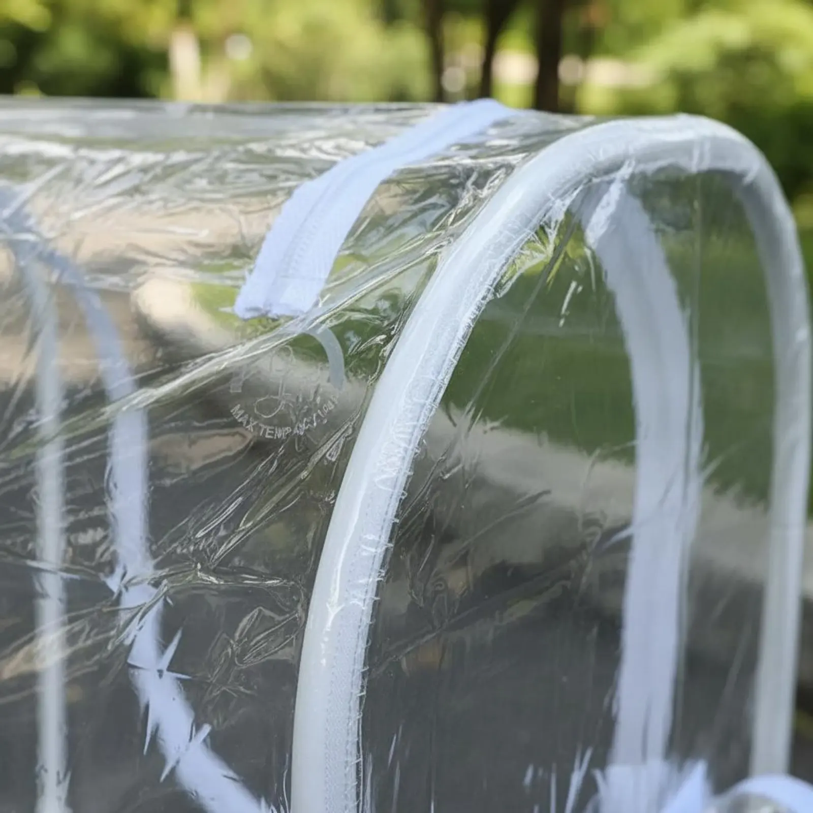 Outdoor Greenhouse Tent Rainproof Portable Mini Greenhouse Zippered Plant Cover Year-Round Plant Tent Easy Entry Zipper
Outdoor Greenhouse Tent Rainproof Portable Mini Greenhouse Zippered Plant Cover Year-Round Plant Tent Easy Entry Zipper