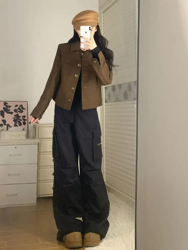 American Retro ort Jaet Women's Faion Design Slim Fit Outerwear Autumn 2025 Button Detail Gentle Waist-Cinching Sle
American Retro ort Jaet Women's Faion Design Slim Fit Outerwear Autumn 2025 Button Detail Gentle Waist-Cinching Sle