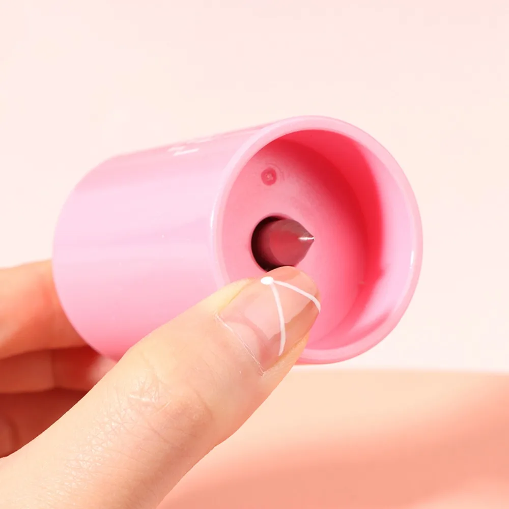 Plastic Drink Punch Cylindrical Sharp Bottle Cover Hole Punch Pressed Labor-saving Bottle Cap Hole Maker Party
Plastic Drink Punch Cylindrical Sharp Bottle Cover Hole Punch Pressed Labor-saving Bottle Cap Hole Maker Party