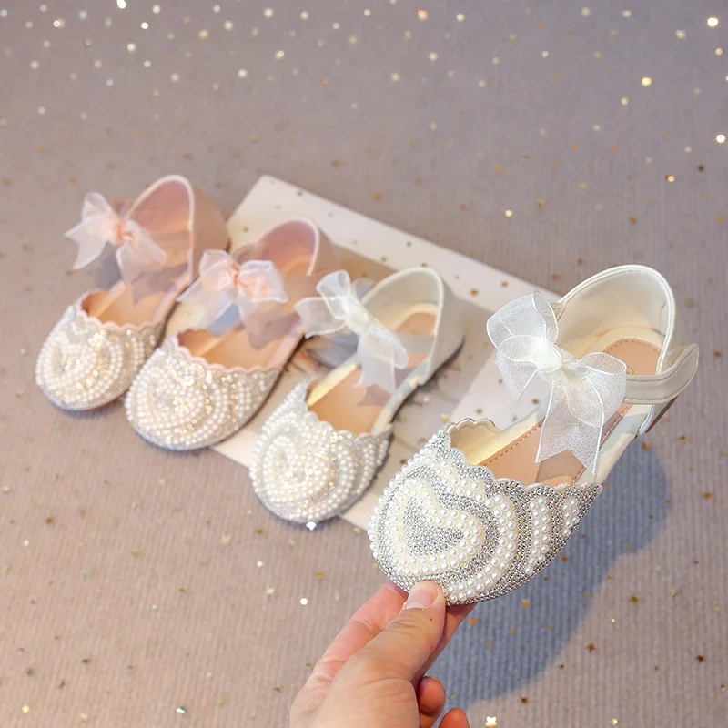 New Love Bow Princess Shoes Girls Children's Baby PU Leather Spring Autumn Comfortable Soft-soled Rhinestone Shoes
New Love Bow Princess Shoes Girls Children's Baby PU Leather Spring Autumn Comfortable Soft-soled Rhinestone Shoes