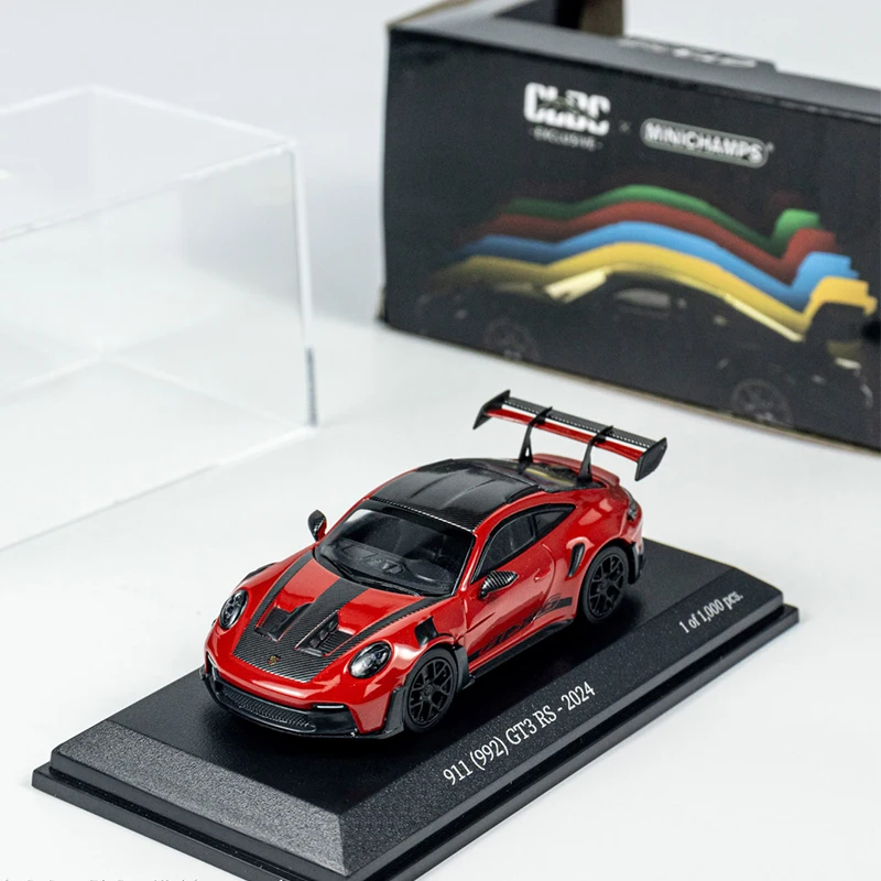 Масштаб 1:64 911 (992) GT3 RS-2024, имитация сплава, модель автомобиля, статический дисплей, коллекционная подарочная игрушка, сувенирное украшение
Масштаб 1:64 911 (992) GT3 RS-2024, имитация сплава, модель автомобиля, статический дисплей, коллекционная подарочная игрушка, сувенирное украшение