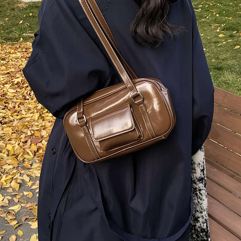 Autumn and Winter Small Bag for Women 2024 New Commuter Vintage Maillard Single Shoulder Underarm Bag Handheld Boston Bag Paket
Autumn and Winter Small Bag for Women 2024 New Commuter Vintage Maillard Single Shoulder Underarm Bag Handheld Boston Bag Paket