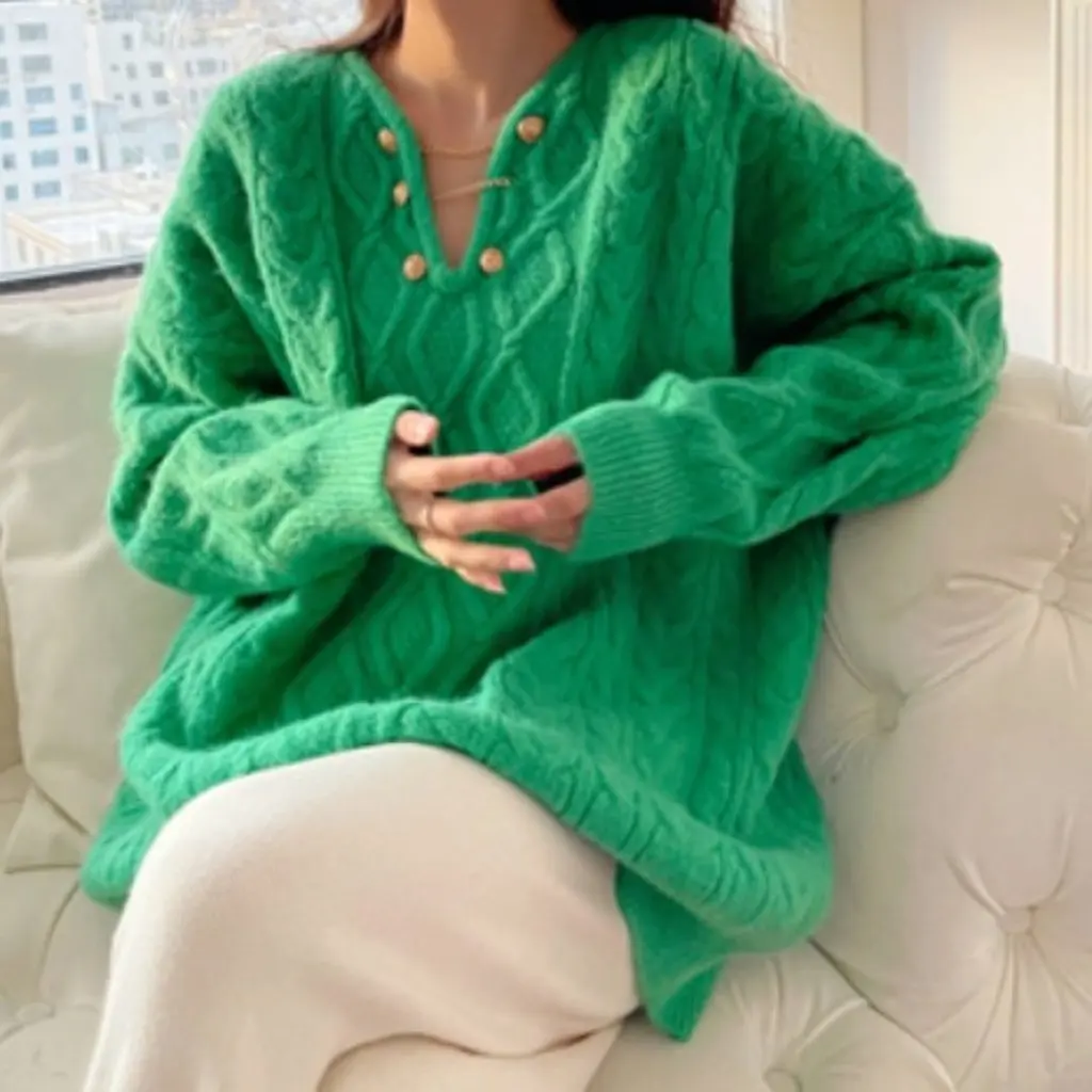 Women's V-neck Twist Sweater Fashionable Loose Top with Foreign Design Winter New European Style
Women's V-neck Twist Sweater Fashionable Loose Top with Foreign Design Winter New European Style