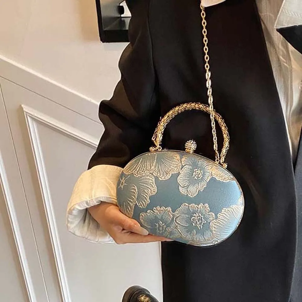 Versatile Chinese Style Handbag Luxury Multi-function Embroidered Elliptical Purses Evening Pouch Large Capacity
Versatile Chinese Style Handbag Luxury Multi-function Embroidered Elliptical Purses Evening Pouch Large Capacity