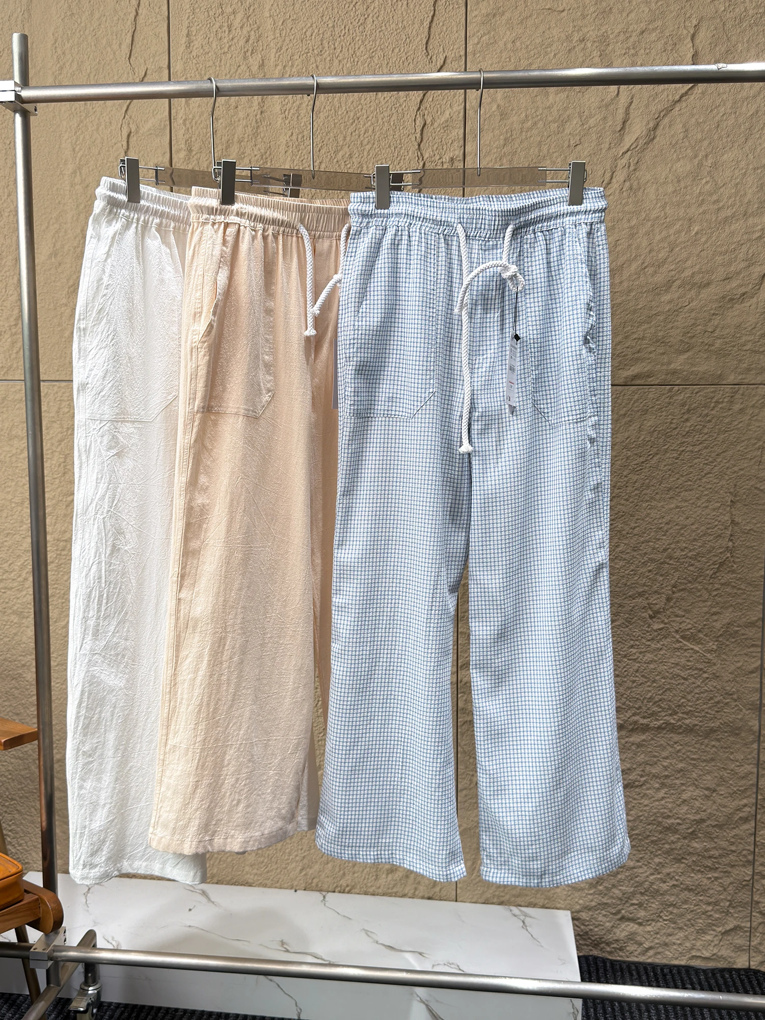 Men's Summer Loose Straight Leg Casual Pants 329 Crease Texture Lightweight Breathable Drapey Style Comfortable Loose Fit
Men's Summer Loose Straight Leg Casual Pants 329 Crease Texture Lightweight Breathable Drapey Style Comfortable Loose Fit