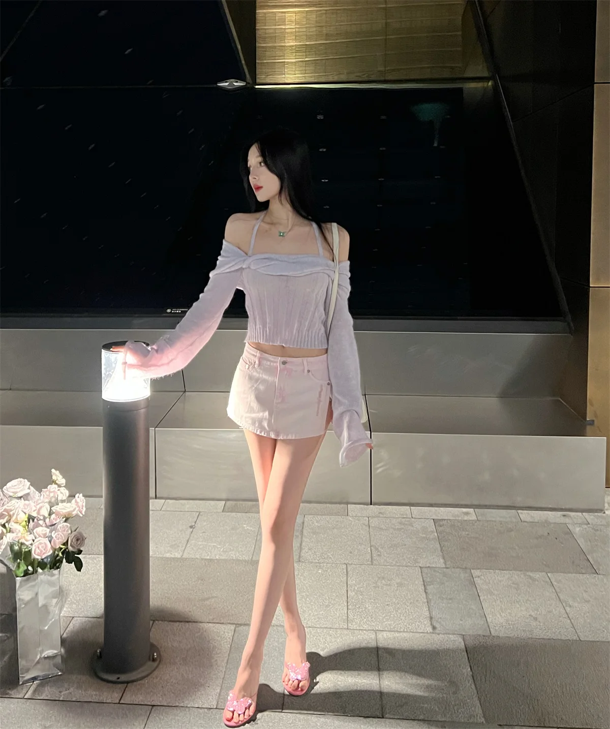 Стильный вязаный свитер на одно плечо с вырезом, весенняя верхняя одежда, новая модная женская приталенная модель с длинным рукавом из полиэстера и шерсти
Стильный вязаный свитер на одно плечо с вырезом, весенняя верхняя одежда, новая модная женская приталенная модель с длинным рукавом из полиэстера и шерсти