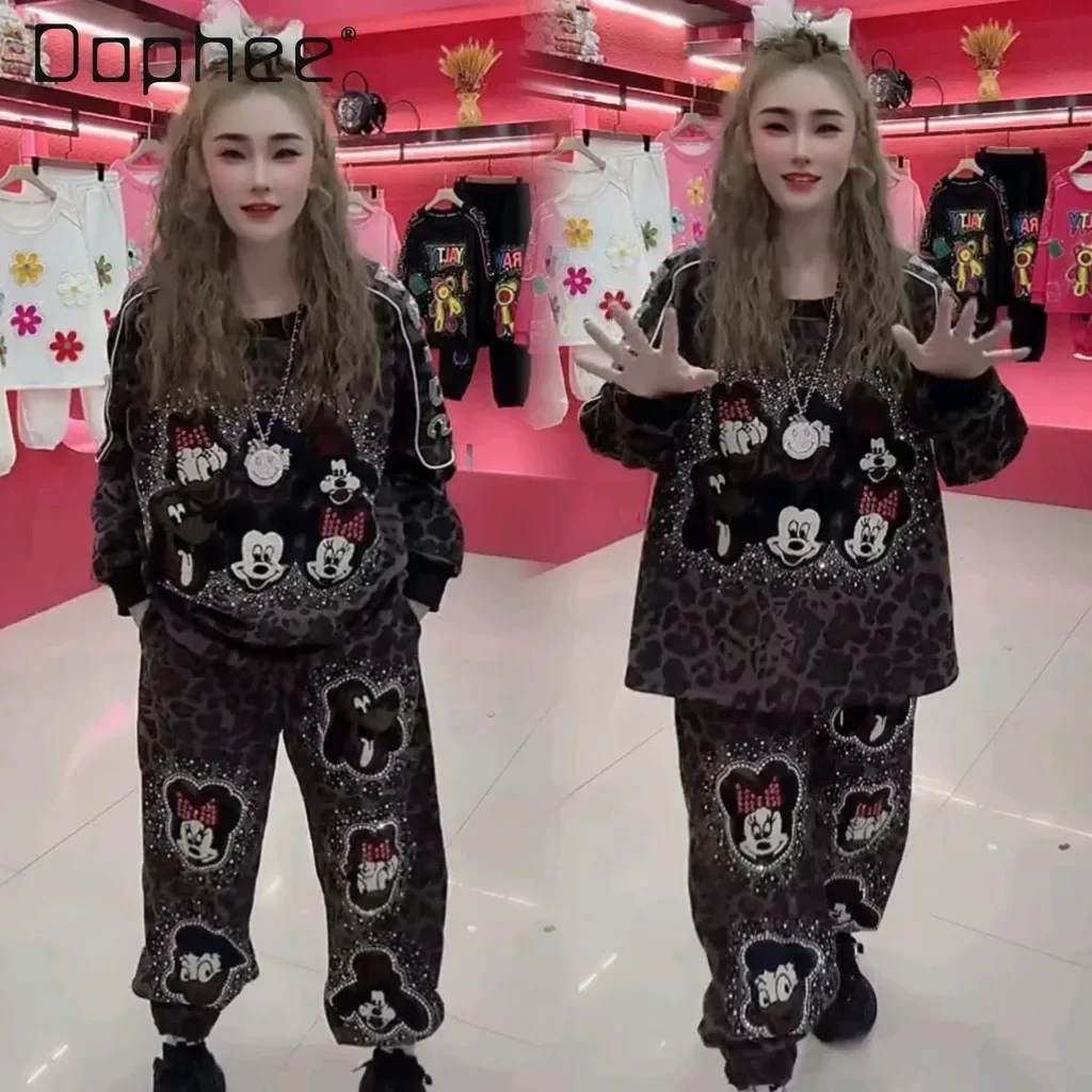 Cartoon Print Tops and Pants Two Piece Sets Womens Outifits Autumn Winter Loose Thickened Pullover Long Sleeve Sweatshirts
Cartoon Print Tops and Pants Two Piece Sets Womens Outifits Autumn Winter Loose Thickened Pullover Long Sleeve Sweatshirts