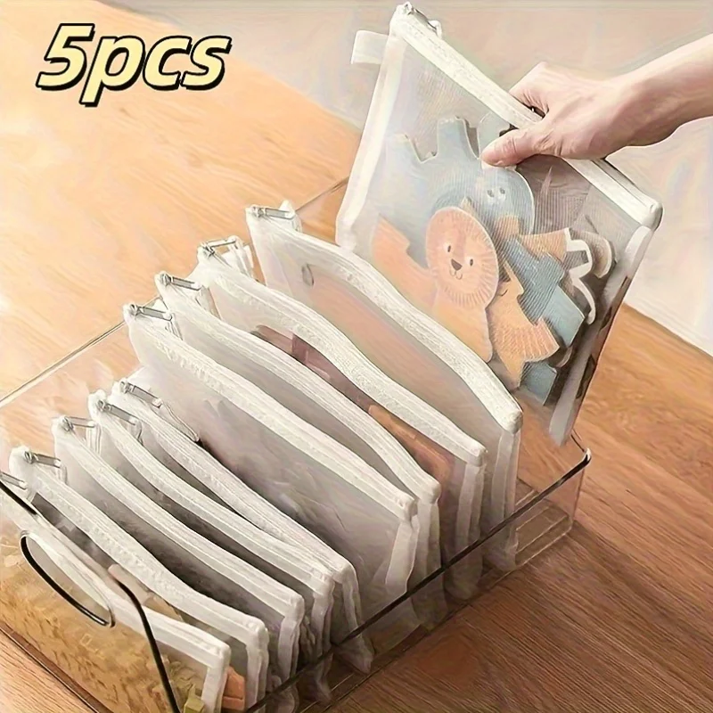 5pcs/10pcs A5 Zipper Bag Mesh Zipper Bag-Folder with Zipper Closure, Suitable for Office Organizing, School Supplies
5pcs/10pcs A5 Zipper Bag Mesh Zipper Bag-Folder with Zipper Closure, Suitable for Office Organizing, School Supplies