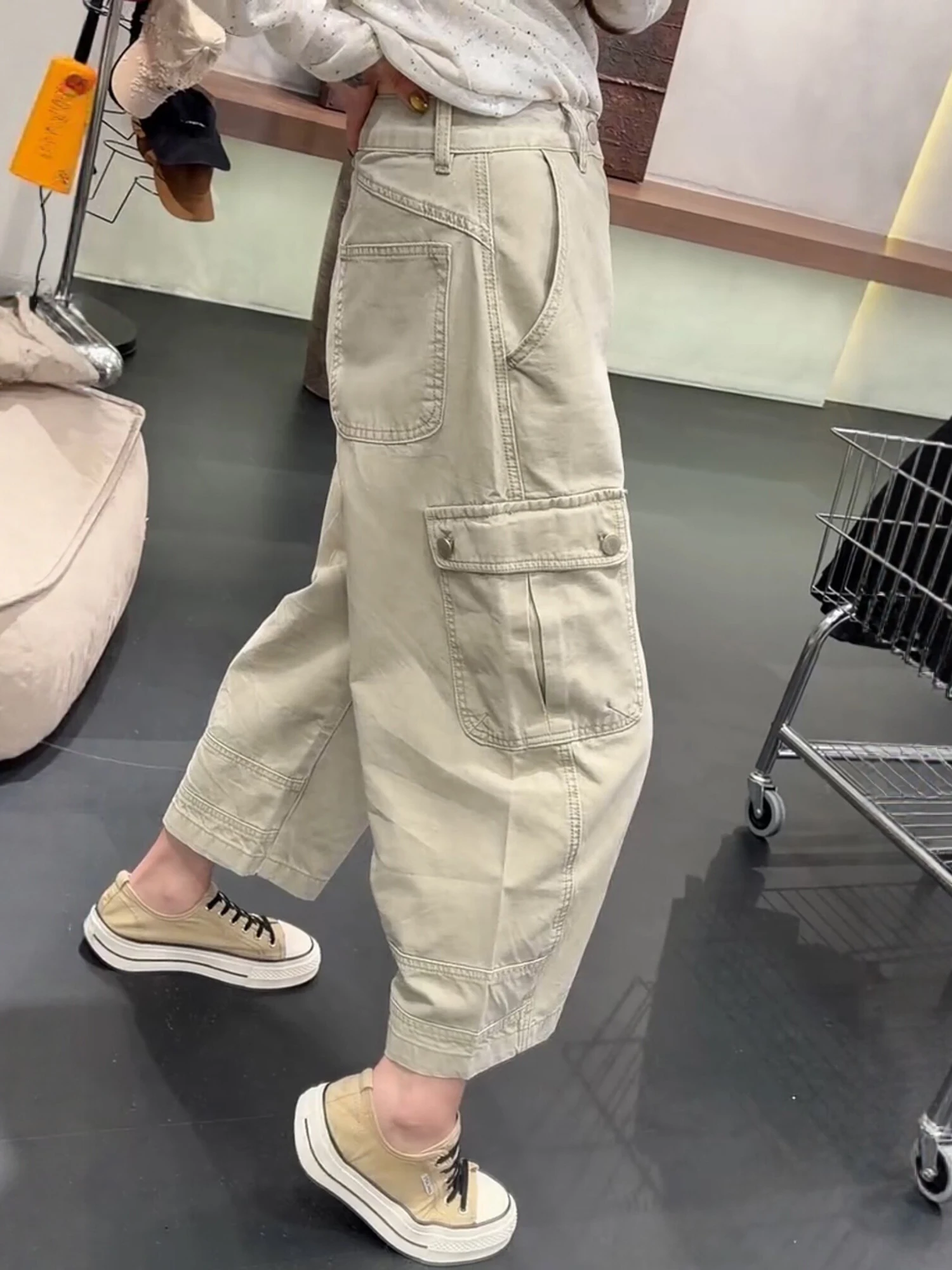 Loose Wide Leg Workwear Pants High Waist Jeans Korean Style Summer New Arrival Casual Trousers for Short Women Polyester Fiber
Loose Wide Leg Workwear Pants High Waist Jeans Korean Style Summer New Arrival Casual Trousers for Short Women Polyester Fiber
