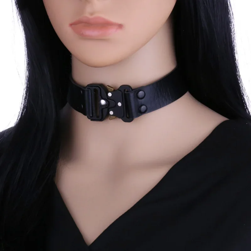 Decopunk Clavicle Necktie Choker Necklace PU Leather Spike Neck Buckle Collar Men Necklaces Women Gothic Harajuku Jewelry Gift
Decopunk Clavicle Necktie Choker Necklace PU Leather Spike Neck Buckle Collar Men Necklaces Women Gothic Harajuku Jewelry Gift