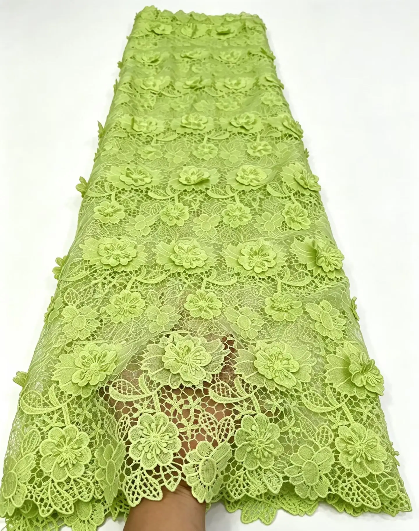 3D Flower African Guipure Cord Lace Fabric High-Quality Nigerian French Milk Silk for Wedding Dress Sewing 5 Yards
3D Flower African Guipure Cord Lace Fabric High-Quality Nigerian French Milk Silk for Wedding Dress Sewing 5 Yards