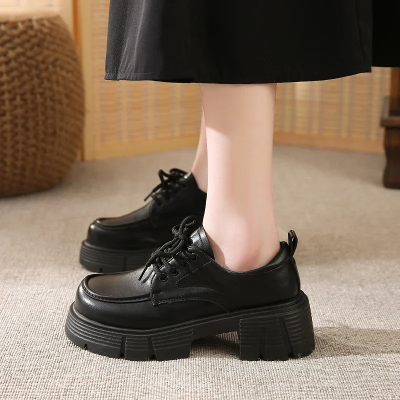 2025 New Women's Thick Sole Leather Loafers Lifts Height Slim Solid Color Slip-On Comfy Spring Autumn Casual Shoes Heels Women
2025 New Women's Thick Sole Leather Loafers Lifts Height Slim Solid Color Slip-On Comfy Spring Autumn Casual Shoes Heels Women