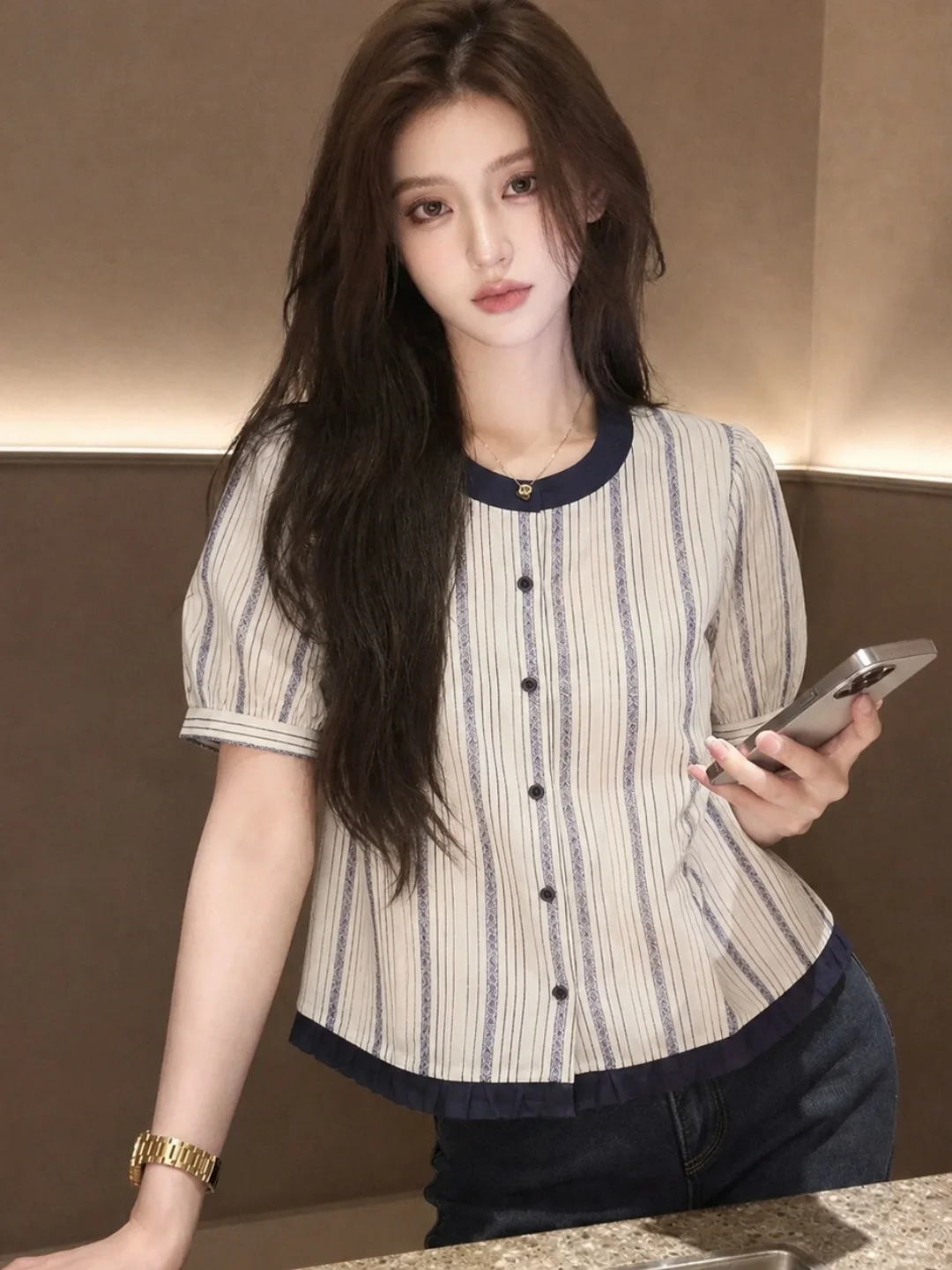 Korean Style Loose Short Sleeve Striped Design Color Block Shirt Women's Summer Fashion Artistic Retro Top Versatile Casual B...
Korean Style Loose Short Sleeve Striped Design Color Block Shirt Women's Summer Fashion Artistic Retro Top Versatile Casual B...
