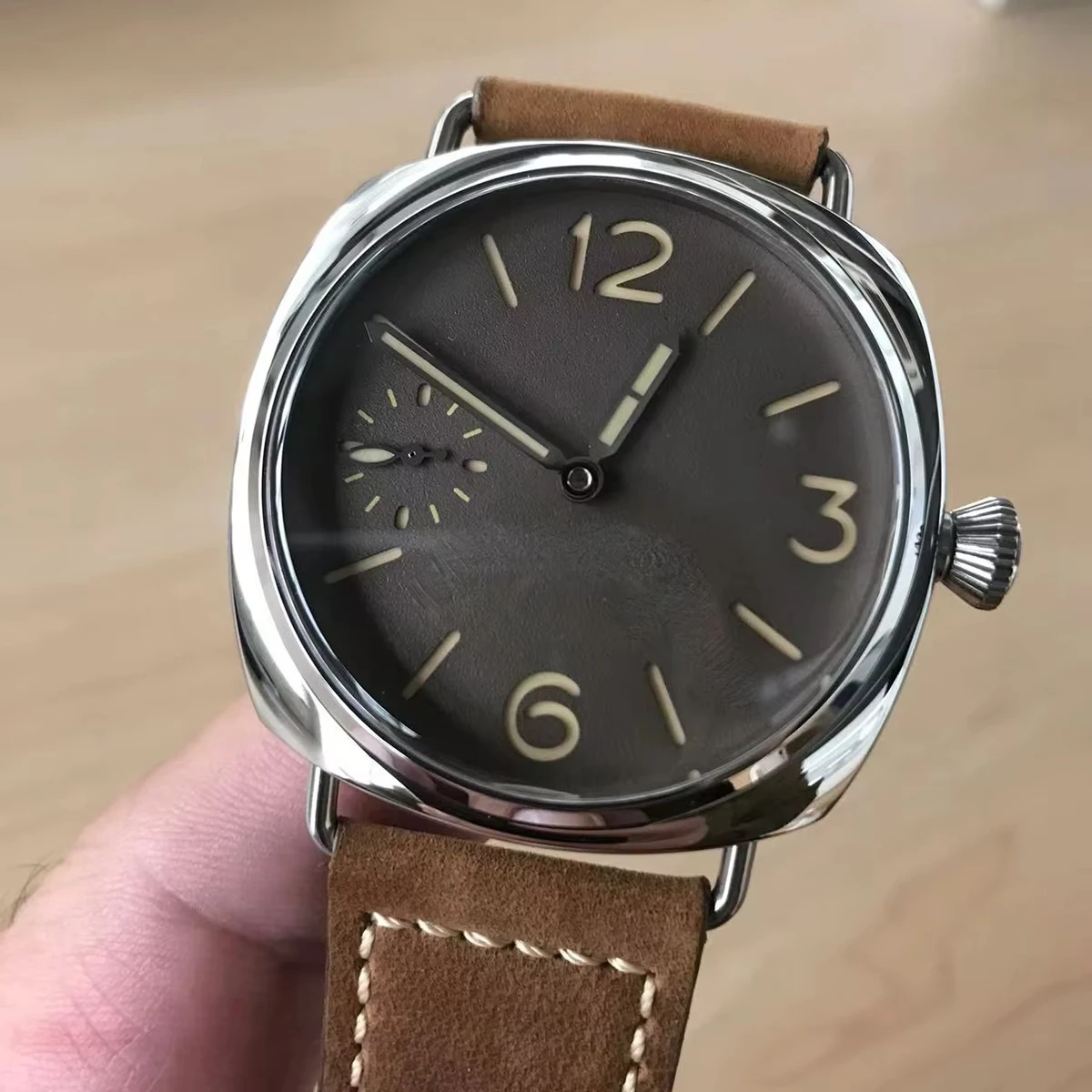 Hruodland 2024 New Retro Men's Manual Watch Seagull St3600 Sapphire Glass Classic Brown Strap Waterproof 5Bar Reloj Hombre Watch
Hruodland 2024 New Retro Men's Manual Watch Seagull St3600 Sapphire Glass Classic Brown Strap Waterproof 5Bar Reloj Hombre Watch