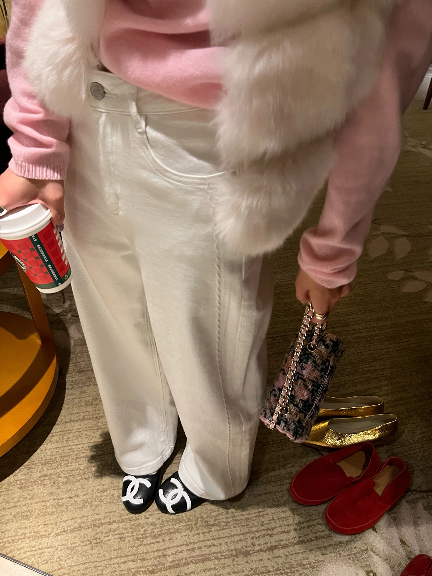 White High Waist Straight Leg Jeans Women's Fashionable Versatile Design Winter Cotton Blend Comfortable Fit Casual Style
White High Waist Straight Leg Jeans Women's Fashionable Versatile Design Winter Cotton Blend Comfortable Fit Casual Style