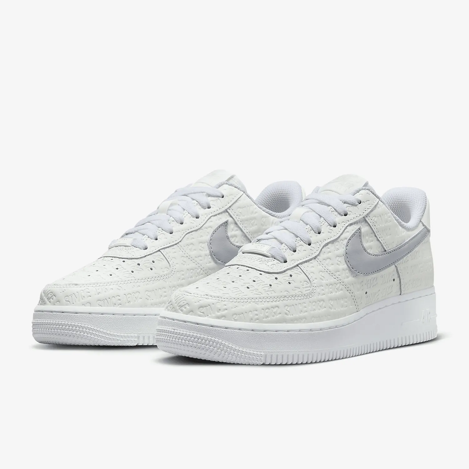 Оригинальные женские повседневные туфли Nike Air Force 1 '07 Low FJ4823-100
Оригинальные женские повседневные туфли Nike Air Force 1 '07 Low FJ4823-100