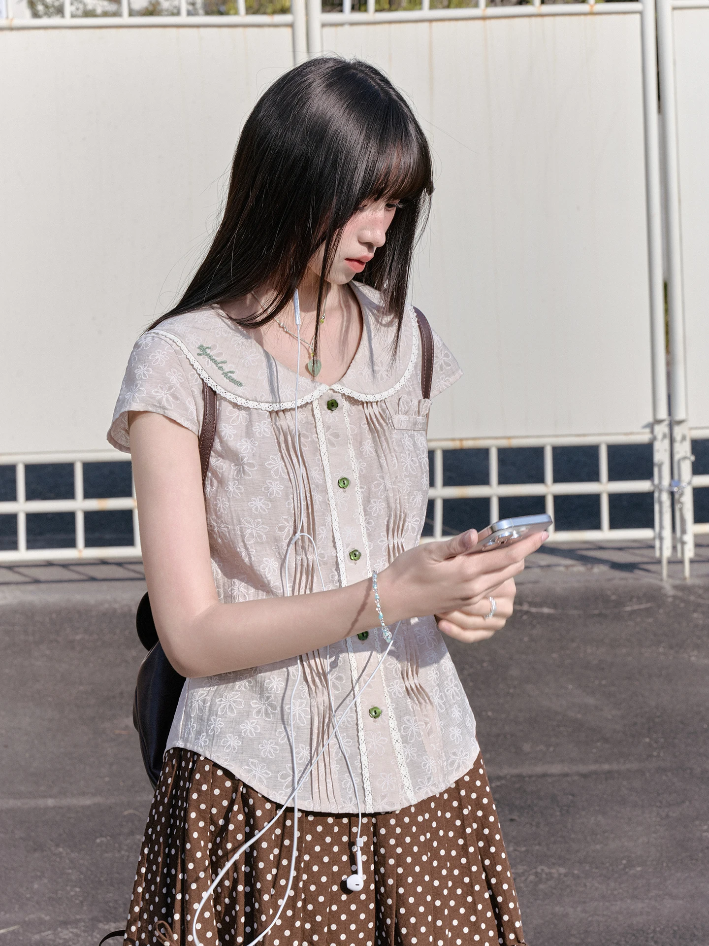 Cute Polka Dot Skirt Doll Collar Top Women's Clothing Summer Collection Fashionable Japanese Style Floral Print Blouse
Cute Polka Dot Skirt Doll Collar Top Women's Clothing Summer Collection Fashionable Japanese Style Floral Print Blouse