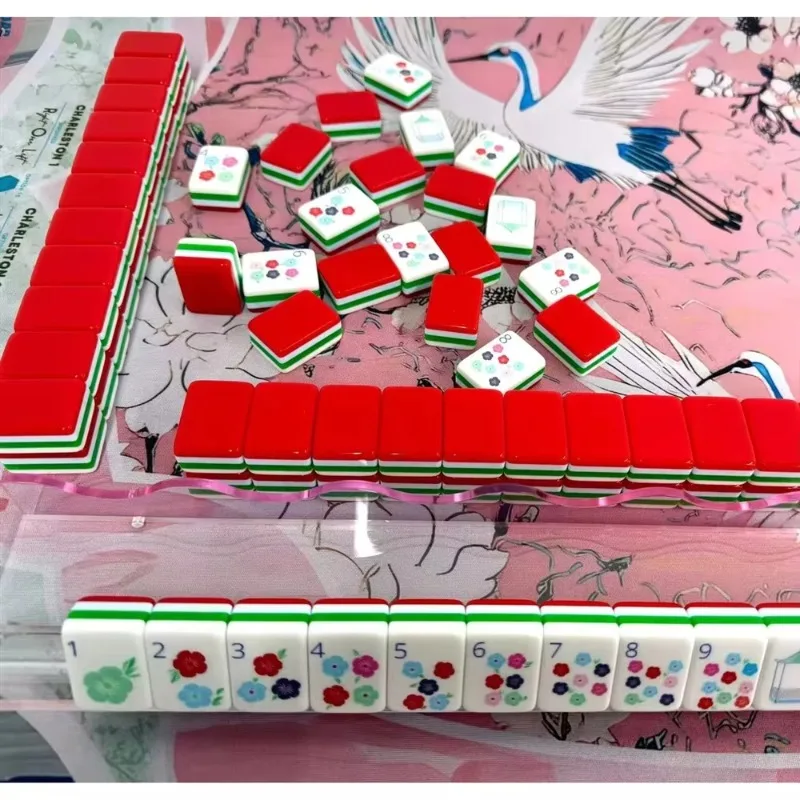 Luxury four-layer red anti-fading mahjong tiles, suitable for American and Singaporean family gatherings, acrylic material
Luxury four-layer red anti-fading mahjong tiles, suitable for American and Singaporean family gatherings, acrylic material