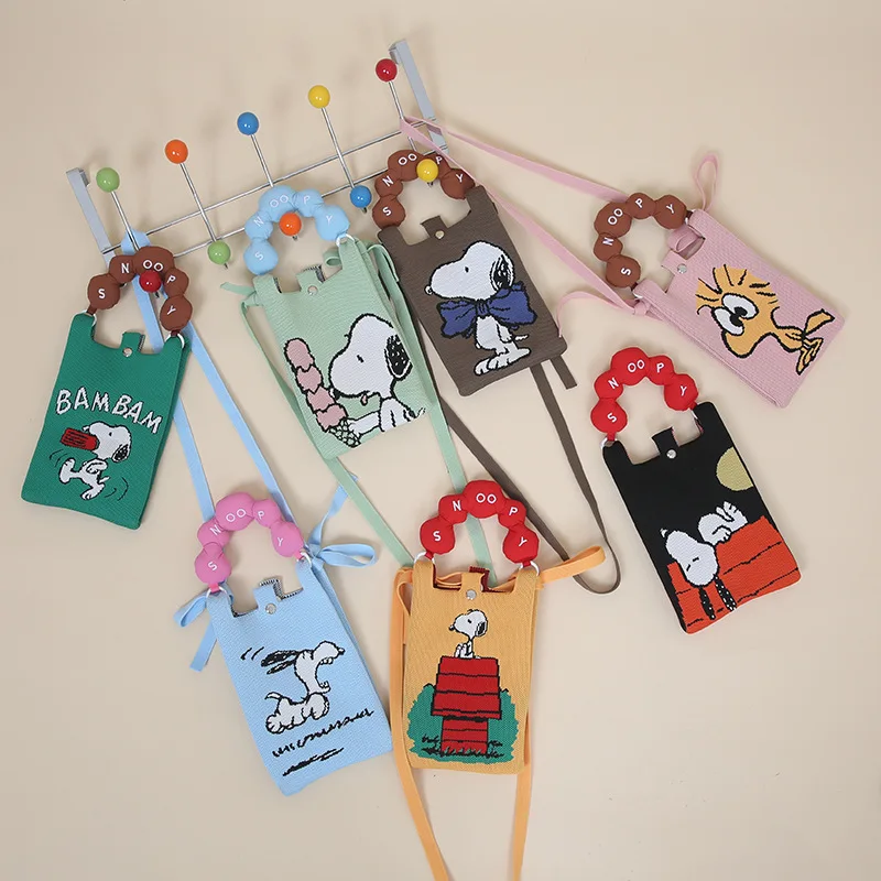 Kawaii Snoopy Cartoon Cute Crossbody Phone Bag Summer Knitted Versatile Coin Purse Key Bag
Kawaii Snoopy Cartoon Cute Crossbody Phone Bag Summer Knitted Versatile Coin Purse Key Bag
