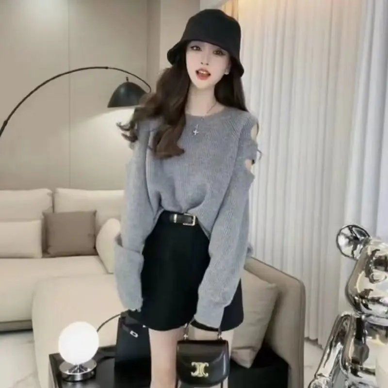 Internet Celebrity's Same Ripped Off Shoulder Sweater Women's New Lazy Style Loose Base Knit Sweater Slimming Clothes Trendy
Internet Celebrity's Same Ripped Off Shoulder Sweater Women's New Lazy Style Loose Base Knit Sweater Slimming Clothes Trendy