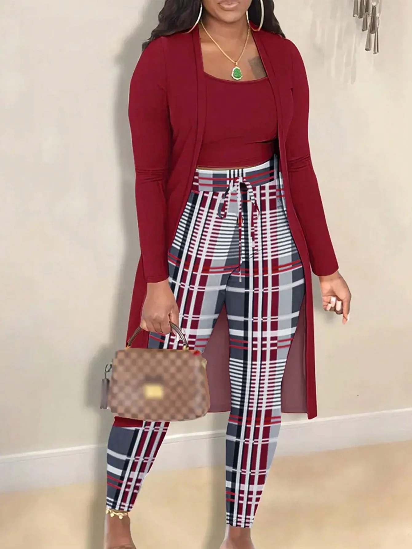 Women's Casual Solid Color Cardigan and Color-Blocked Plaid Leggings Two-Piece Set
Women's Casual Solid Color Cardigan and Color-Blocked Plaid Leggings Two-Piece Set