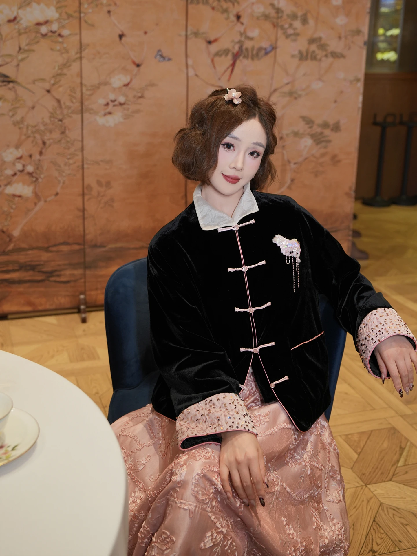 Yolo Original Spring 2026 Women's Long Sve Velvet Embroidered Swan Cardigan Outerwear Casual Sle Stand Fit Polyester
Yolo Original Spring 2026 Women's Long Sve Velvet Embroidered Swan Cardigan Outerwear Casual Sle Stand Fit Polyester