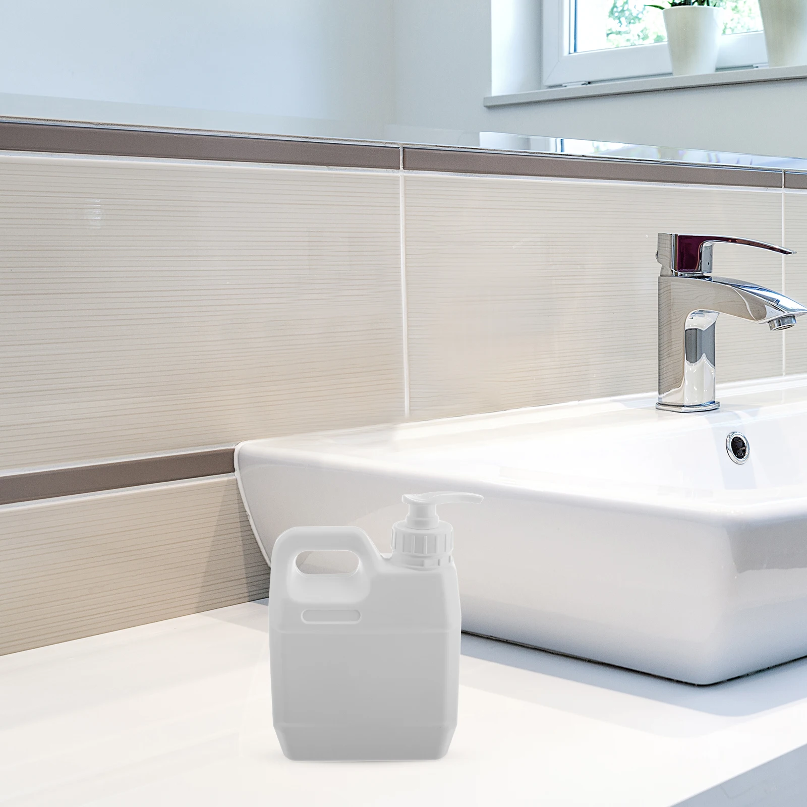 Shampoo Filling Bucket Large Capacity Body Wash Containers Plastic Bottles Soap Dispenser Refillable Pump Jug Easy Clean
Shampoo Filling Bucket Large Capacity Body Wash Containers Plastic Bottles Soap Dispenser Refillable Pump Jug Easy Clean