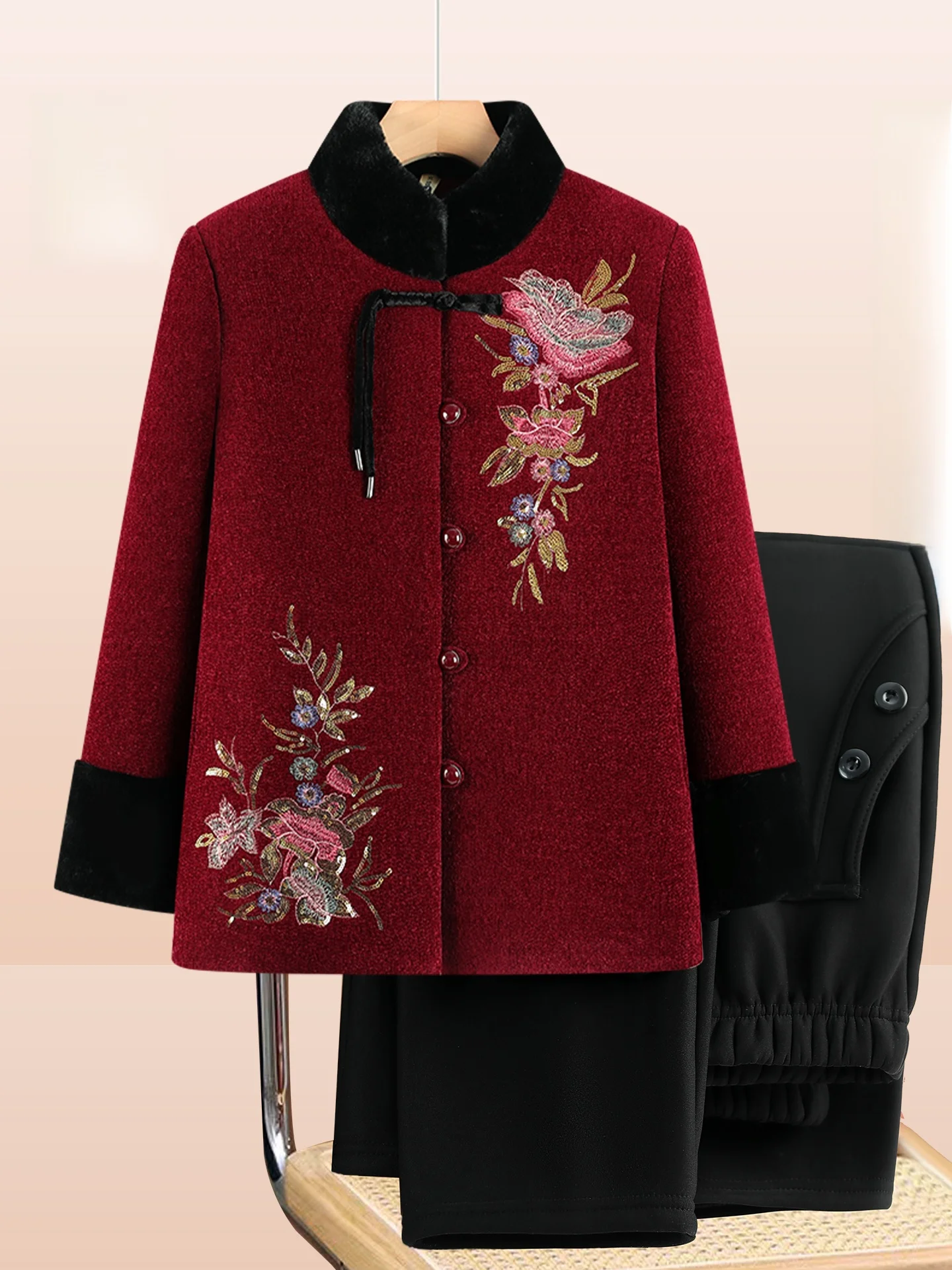 Тепло и элегантность: Вышитый шерстяной жакет для женщин, хлопковое пальто с воротником-стойкой на пуговицах, тёплая зимняя верхняя одежда
Тепло и элегантность: Вышитый шерстяной жакет для женщин, хлопковое пальто с воротником-стойкой на пуговицах, тёплая зимняя верхняя одежда