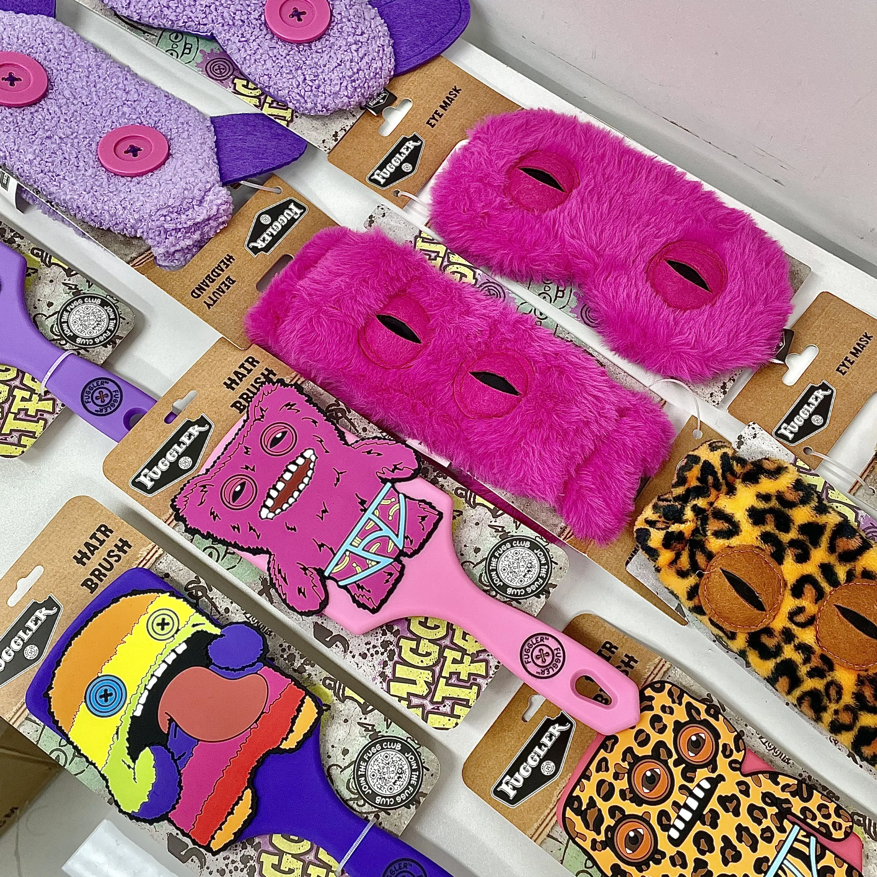 Fuggler Fuzzy Monster Hair Brush Paddle Fluffy Beauty Headband Plush Sleep Eye Mask For Adult Women Daily Hair Care Relax Sleep
Fuggler Fuzzy Monster Hair Brush Paddle Fluffy Beauty Headband Plush Sleep Eye Mask For Adult Women Daily Hair Care Relax Sleep