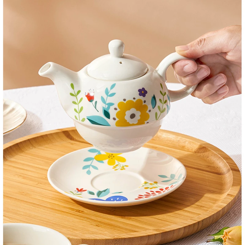 Creative Portable Ceramic Tea Set, High Temperature Resistant Coffee, One Set with Cup and Saucer
Creative Portable Ceramic Tea Set, High Temperature Resistant Coffee, One Set with Cup and Saucer