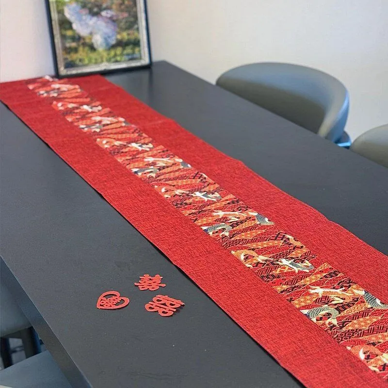 Modern Chinese Wedding Table Flag Decorative Red Long Tea Table Cloth for Marriage Room Decoration Home Fabric Table Art
Modern Chinese Wedding Table Flag Decorative Red Long Tea Table Cloth for Marriage Room Decoration Home Fabric Table Art