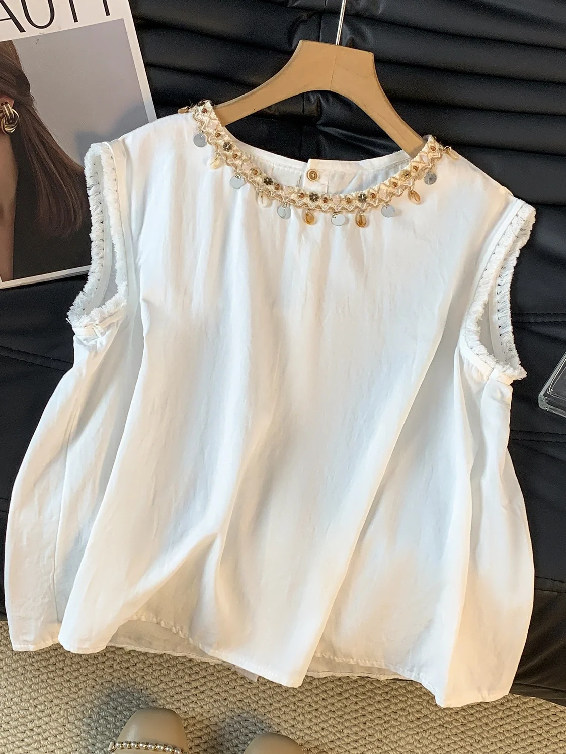 Summer Large Size Women's Sleeveless Vest Bohemian Tassel Casual Loose Fit Artistic Style Fashionable Vacation Wear Top
Summer Large Size Women's Sleeveless Vest Bohemian Tassel Casual Loose Fit Artistic Style Fashionable Vacation Wear Top