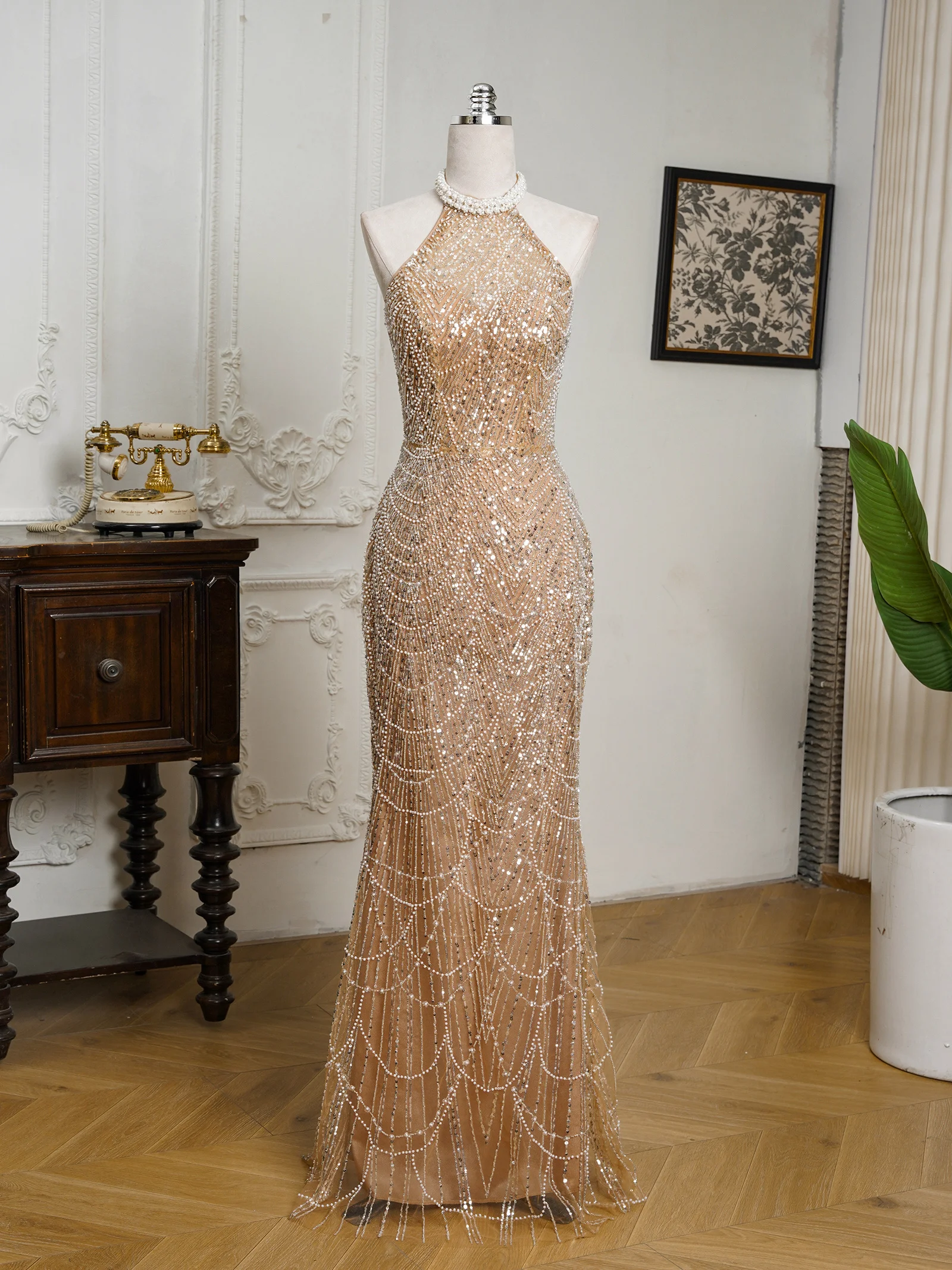 Real Pictures Champagne Glitter Beading Evening Dress Luxury Pearls Neck Halter Prom Dress Slim Mermaid Dress فساتين سهرة
Real Pictures Champagne Glitter Beading Evening Dress Luxury Pearls Neck Halter Prom Dress Slim Mermaid Dress فساتين سهرة