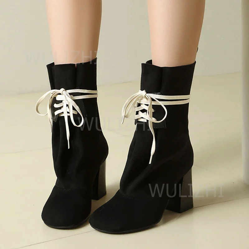 Женские ботильоны цвета светло-хаки на круглом каблуке, черные замшевые, на шнуровке, с плиссировкой, весенние, повседневные, с рюшами, универсальные, лаконичные
Женские ботильоны цвета светло-хаки на круглом каблуке, черные замшевые, на шнуровке, с плиссировкой, весенние, повседневные, с рюшами, универсальные, лаконичные