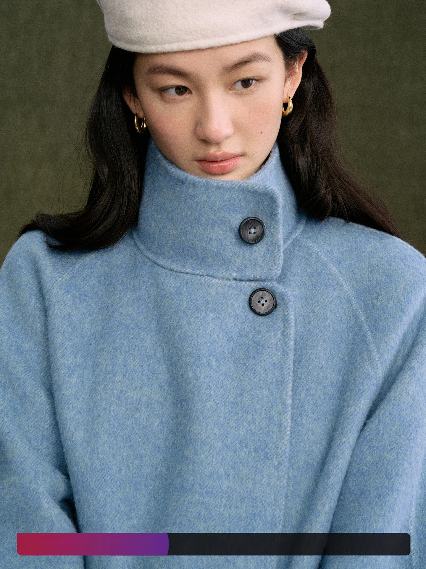 Двустороннее шерстяное пальто Jicouture для женщин, длинное, с воротником-стойкой, зимняя верхняя одежда, смесь шелка и шерсти.
Двустороннее шерстяное пальто Jicouture для женщин, длинное, с воротником-стойкой, зимняя верхняя одежда, смесь шелка и шерсти.