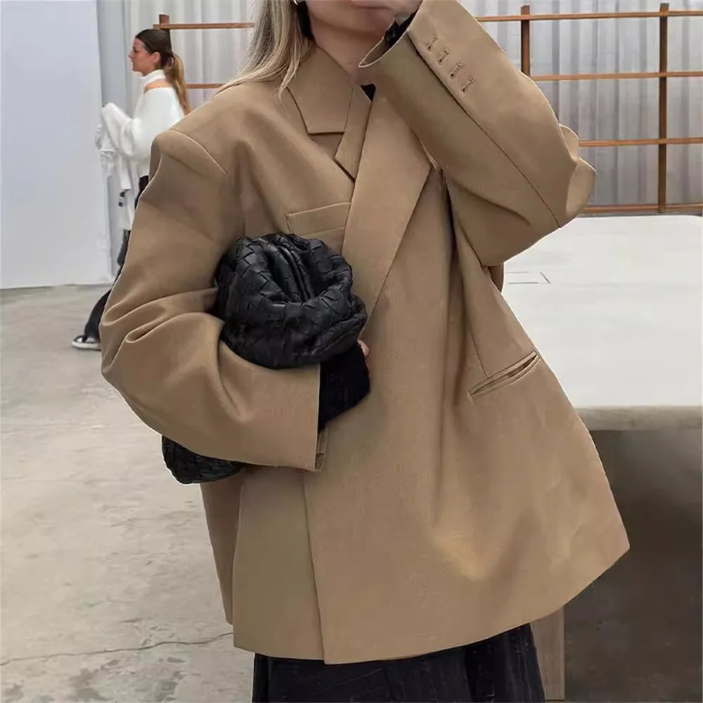 Хаки-блейзер со скрытой пряжкой, женское модное пальто с боковым разрезом и длинными рукавами, куртка оверсайз, 2025 г., женская уличная верхняя одежда
Хаки-блейзер со скрытой пряжкой, женское модное пальто с боковым разрезом и длинными рукавами, куртка оверсайз, 2025 г., женская уличная верхняя одежда