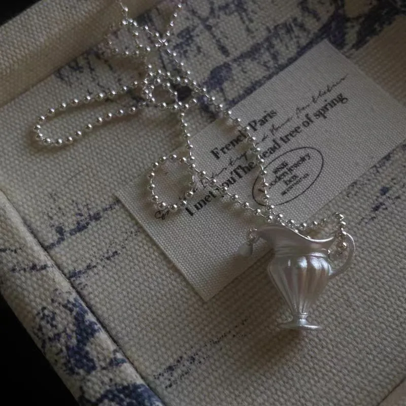 Flower Pot Shape Pendant, Sweater Chain, Necklace, Autumn and Winter Women's High-end Necklace Jewelry, Light Luxury Niche Acces
Flower Pot Shape Pendant, Sweater Chain, Necklace, Autumn and Winter Women's High-end Necklace Jewelry, Light Luxury Niche Acces