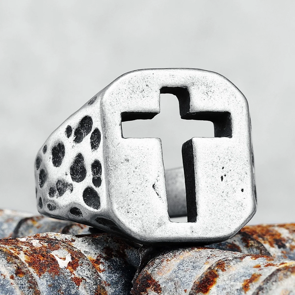 Vintage Cross Rings 316L Stainless Steel Men Hollow Ring Punk Rock Religion for Biker Friend Jewelry Best Christmas Day Gift
Vintage Cross Rings 316L Stainless Steel Men Hollow Ring Punk Rock Religion for Biker Friend Jewelry Best Christmas Day Gift