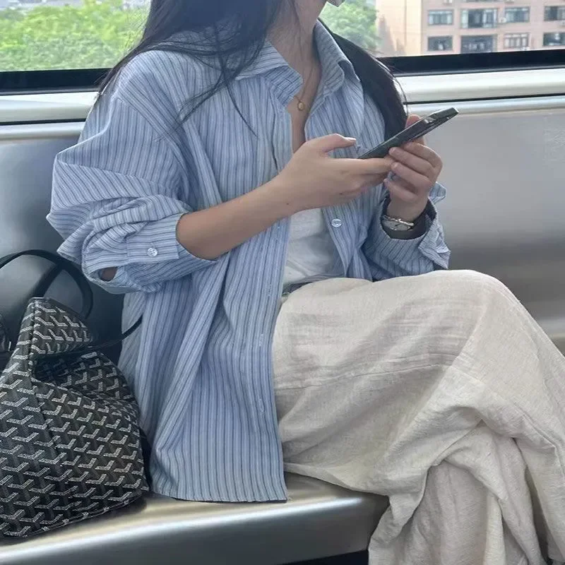 Women's Blue Striped Button Down Shirt Oversized Casual Loose Long Sleeve Blouse
Women's Blue Striped Button Down Shirt Oversized Casual Loose Long Sleeve Blouse