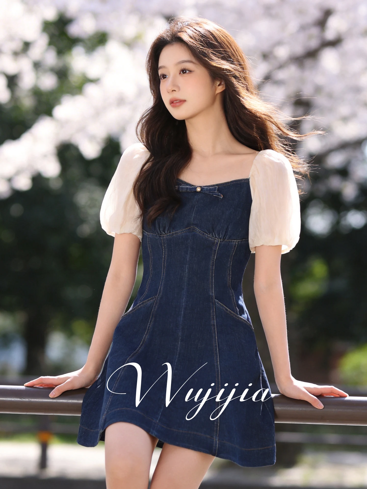 Summer New plus Size Women's Dress Square Collar Splice Bubble Sleeve Short Jeans Skirt Elegant High Waist A-Line Polyester F...
Summer New plus Size Women's Dress Square Collar Splice Bubble Sleeve Short Jeans Skirt Elegant High Waist A-Line Polyester F...