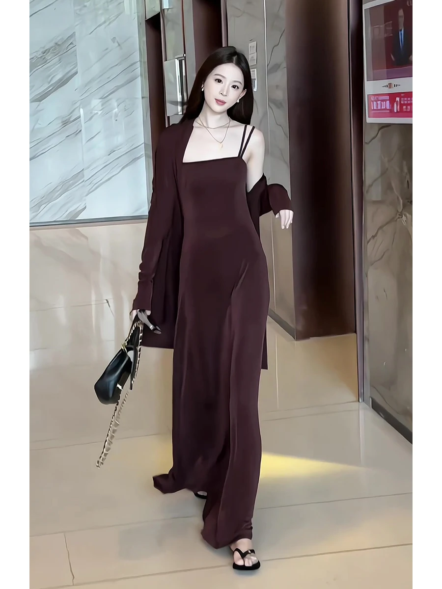 Fashionable Long Sleeve Ice Silk Open Cardigan Coat And Strap Dress Set Women's Light Weight Early Autumn New Design
Fashionable Long Sleeve Ice Silk Open Cardigan Coat And Strap Dress Set Women's Light Weight Early Autumn New Design