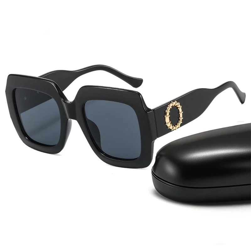 Big Square Circle Decorative Sunglasses For Men Women Fashion Vintage Trend Retro Simple UV400 Sun Glasses Unisex Eyewear 2025
Big Square Circle Decorative Sunglasses For Men Women Fashion Vintage Trend Retro Simple UV400 Sun Glasses Unisex Eyewear 2025