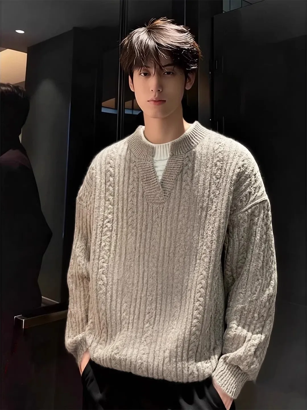 Oaeal V-Ne Knit Sweater Fake Two-Piece Men's Winter Casual Sle Inner irt Polyester Fiber Long Sve Warmth-Bearing
Oaeal V-Ne Knit Sweater Fake Two-Piece Men's Winter Casual Sle Inner irt Polyester Fiber Long Sve Warmth-Bearing