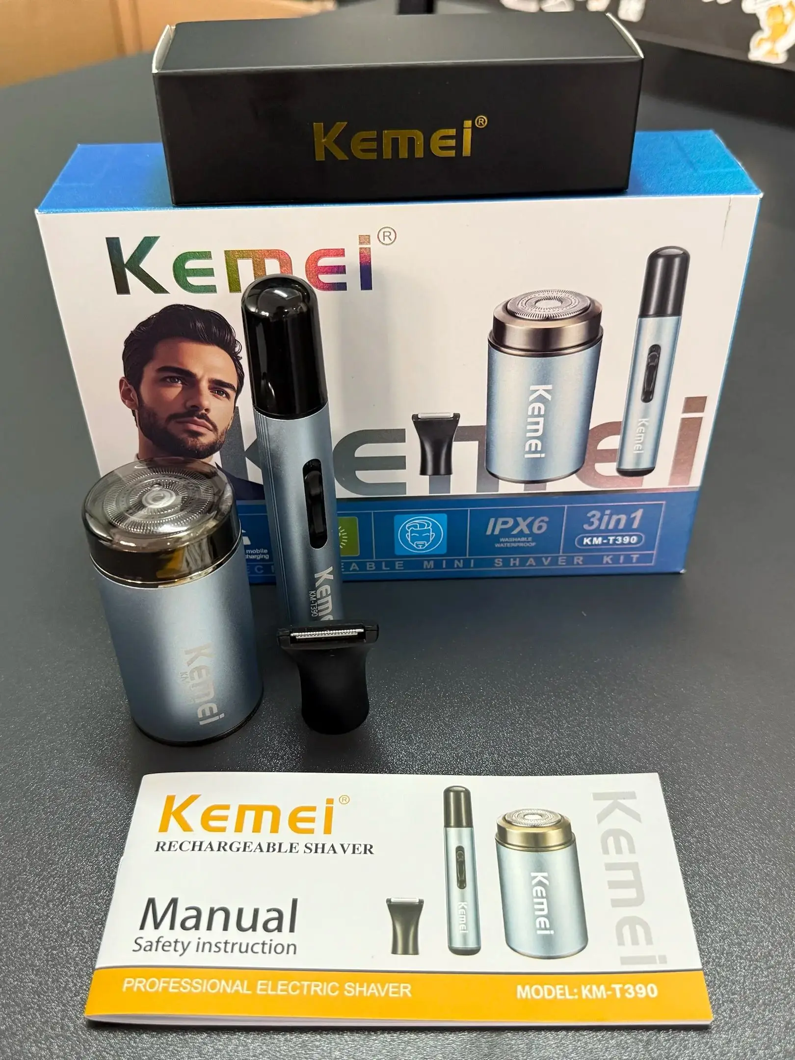 Kemei T390 электробритва триммер для волос в носу триммер для бакенбардов 3в1 комплект профессиональная водостойкая бритва для мужчин станок для бритья
Kemei T390 электробритва триммер для волос в носу триммер для бакенбардов 3в1 комплект профессиональная водостойкая бритва для мужчин станок для бритья