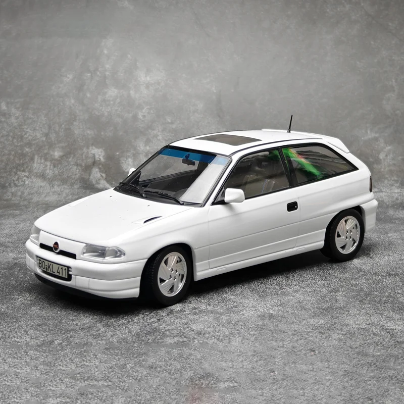 NOREV 1:18 Scale Diecast Alloy Opel Astra GSi 1991 Toys Sports Cars Model Classic Nostalgia Adult Souvenir Gifts Static Display
NOREV 1:18 Scale Diecast Alloy Opel Astra GSi 1991 Toys Sports Cars Model Classic Nostalgia Adult Souvenir Gifts Static Display