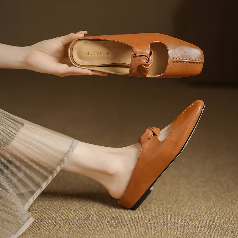 Genuine Leather Summer Vintage Square Toe Lace Up Platform Closed Toe Mules Large Size 34-42 Slippers for Women
Genuine Leather Summer Vintage Square Toe Lace Up Platform Closed Toe Mules Large Size 34-42 Slippers for Women