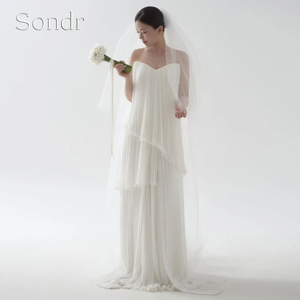 Sondr Customized Elegant Strapless Korean Wedding Dresses 2026 Chiffon Pleated A Line Bridal Gown Photo Shoot 2026 New
Sondr Customized Elegant Strapless Korean Wedding Dresses 2026 Chiffon Pleated A Line Bridal Gown Photo Shoot 2026 New