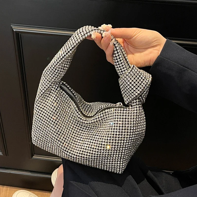 Knotted Handlebag Diamond Luxury Bag 2025 Shiny Gold Rhinestones Evening Bag Designer Handbag And Purse Silver Clutch Bag
Knotted Handlebag Diamond Luxury Bag 2025 Shiny Gold Rhinestones Evening Bag Designer Handbag And Purse Silver Clutch Bag